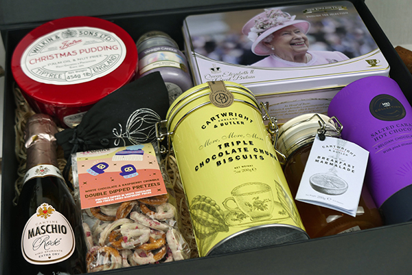 Magnetic Flap Box Hamper