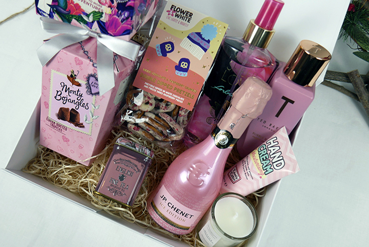 White Magnetic Flap Gift Box